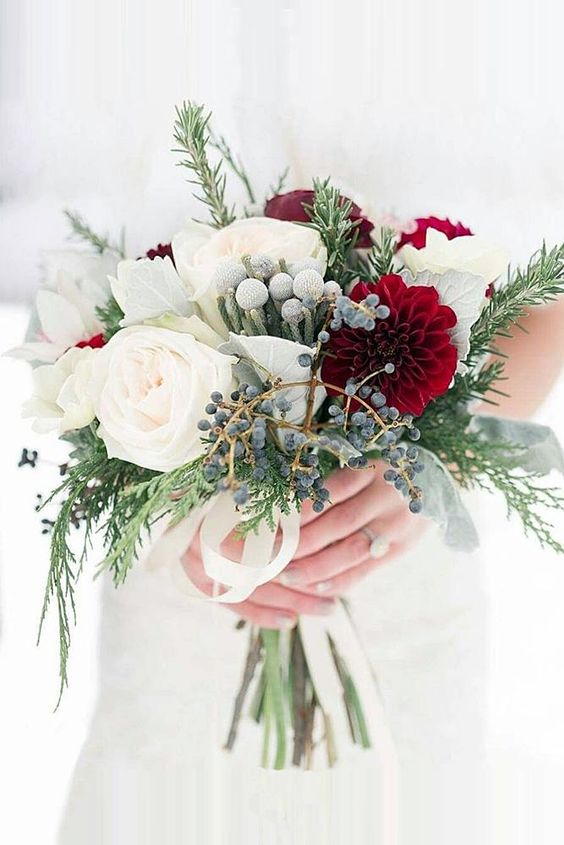 Christmas Wedding Bouquet Ideas| [site:name] | Arabia Weddings