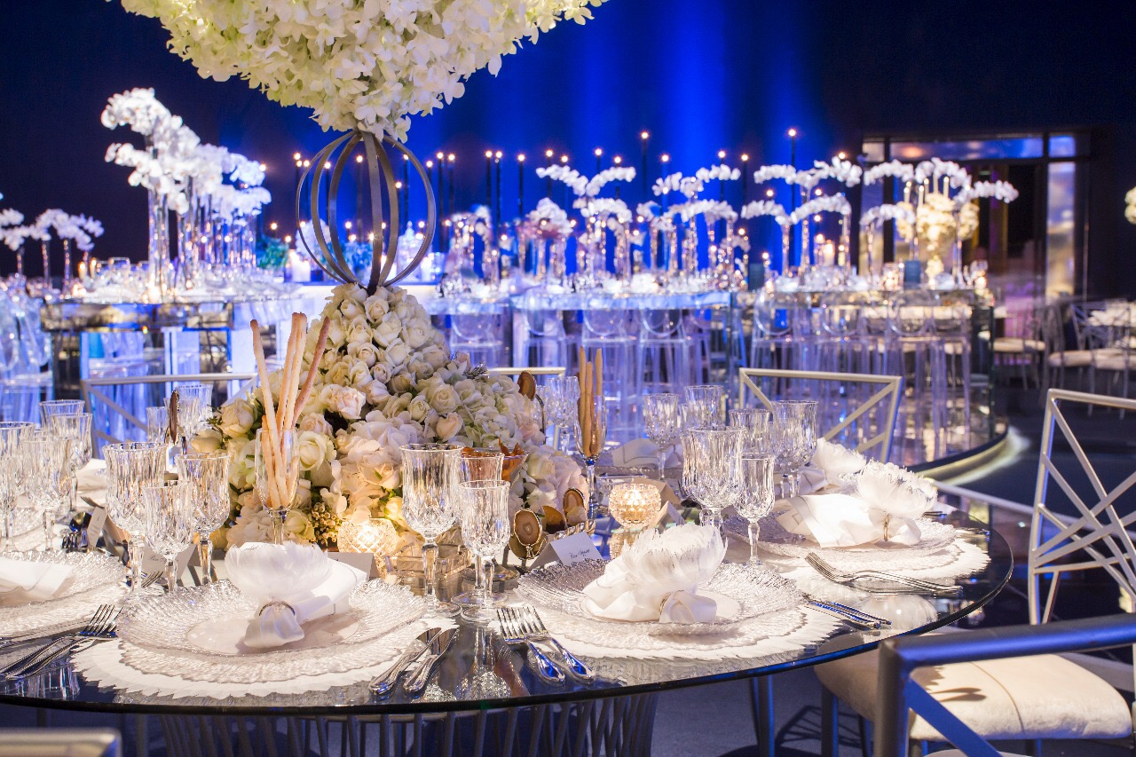 swan wedding and event decor