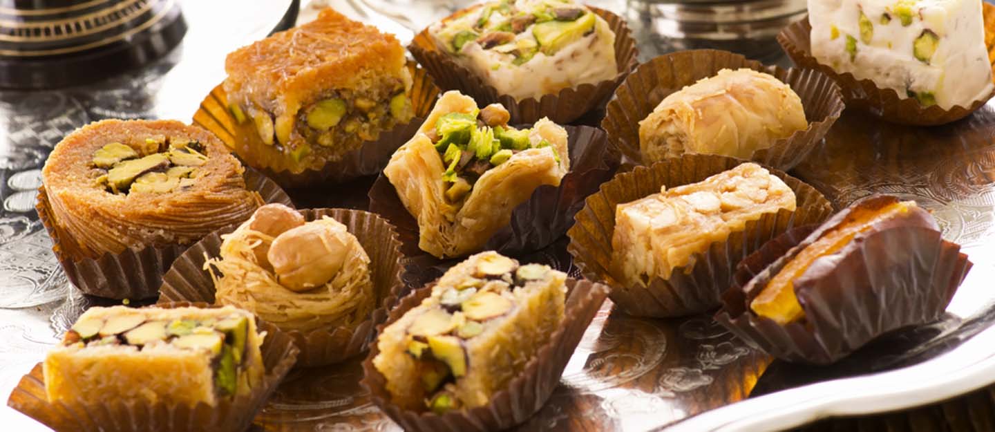 arabic-wedding-sweets-arabia-weddings