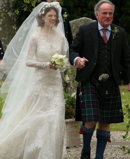 Pictures From Kit Harington and Rose Leslie's Wedding | Arabia Weddings
