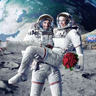 شهر عسل في الفضاء: هل تصبح حقيقة؟