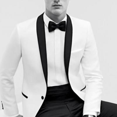 What to Consider Before Wearing a White Tuxedo