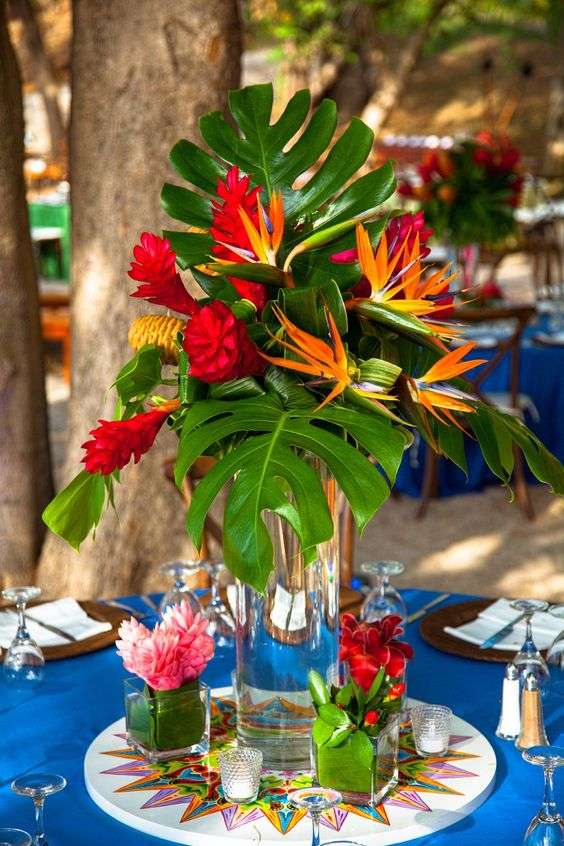 Tropical Wedding Theme Ideas Arabia Weddings   Tropical Wedding Theme 1 