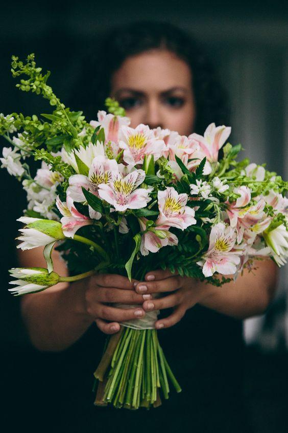 Peruvian Lilies wedding flowers | Arabia Weddings