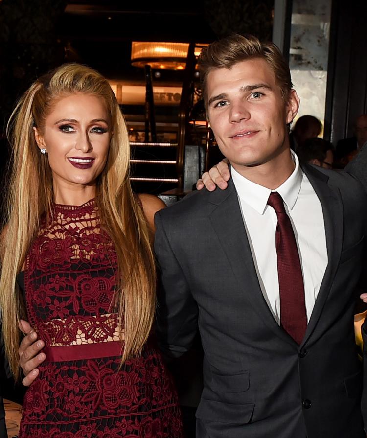 Paris Hilton is Engaged to Chris Zylka