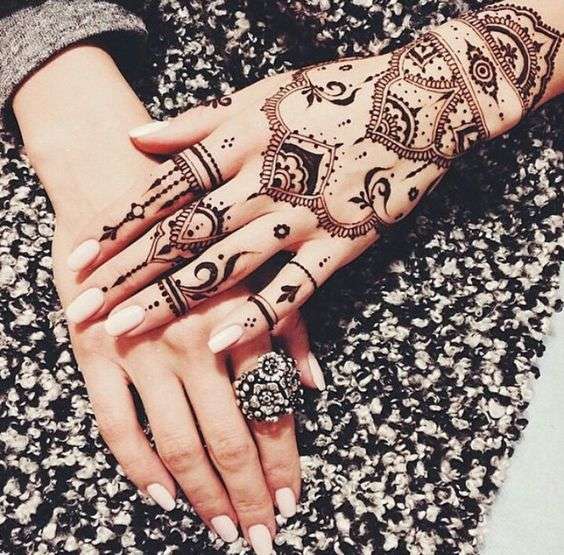 H E N N A L O V E Follow and support more HENNA designs update ✨ #reelvideo  #reels #reelinstagram #fatimahenna#trending#ᴠɪʀᴀʟᴘ... | Instagram