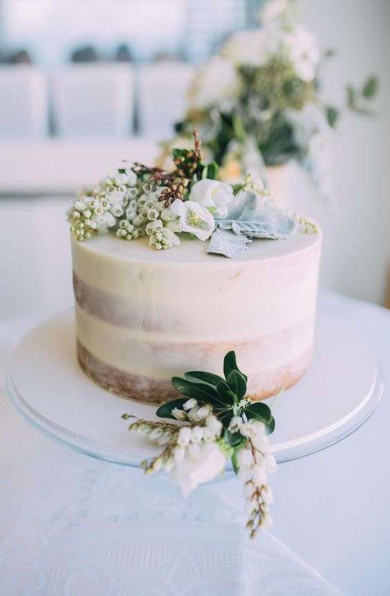 Single Tier Wedding Cake - Pink and Lilac Sugar Flowers | Flickr