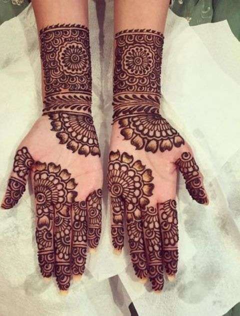 Top 5 Stylish Mehendi Designs for Different Occasions | Libas