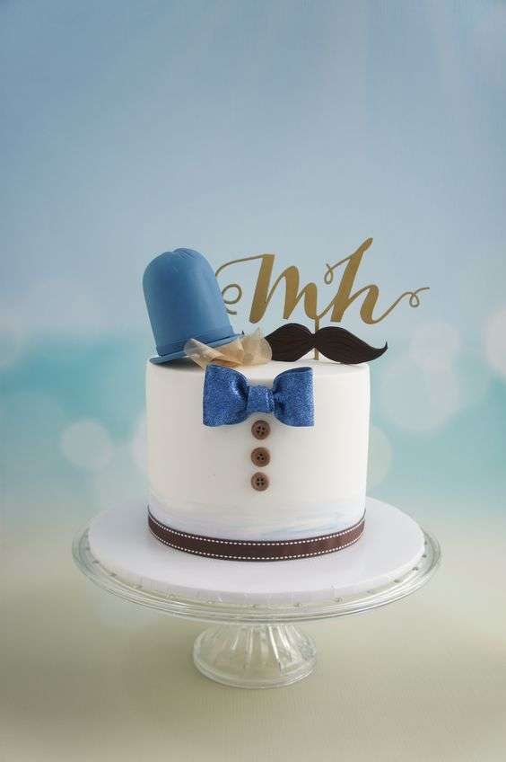 Wedding Cake with a Bride & Groom Chocolate Topper | Bakersfun