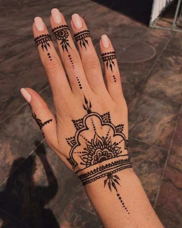 Modern Henna Art