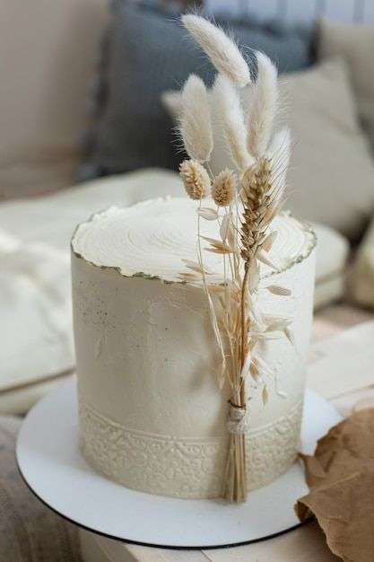 Rustic Christmas Cakes & Winter Berry Cakes - Cake Geek Magazine