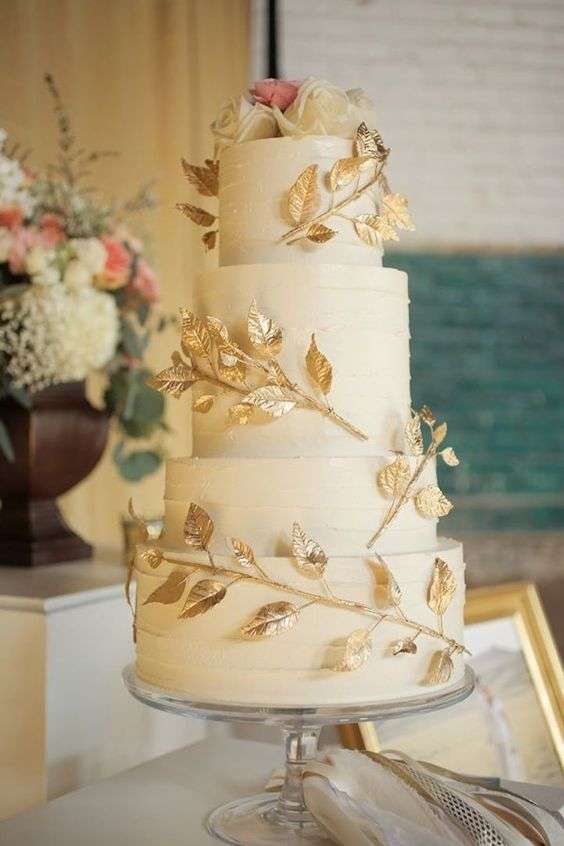 wedding cake | Cabo Flowers and Cakes