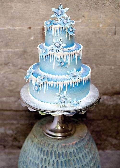 Frozen Wedding Cake 1