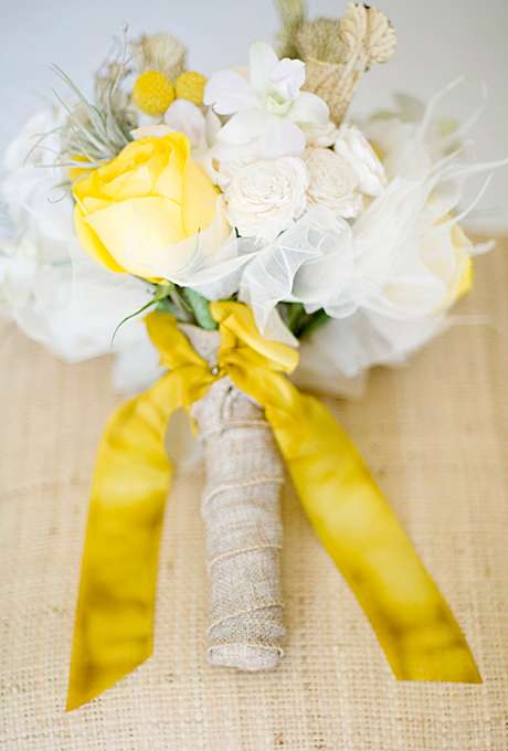 Wedding Bouquet Wrapping Ideas