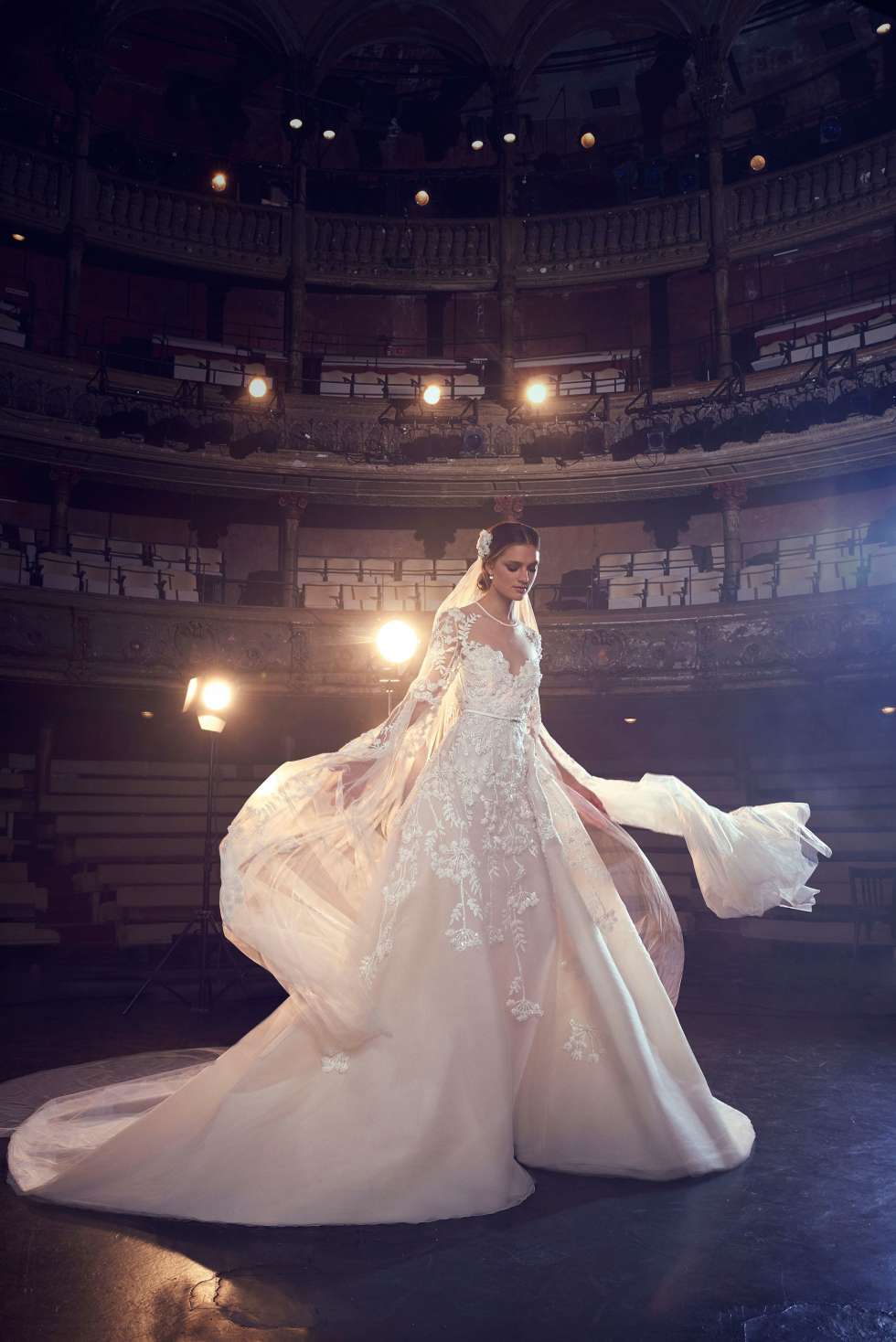 Elie saab 2024 bridal fall 2017